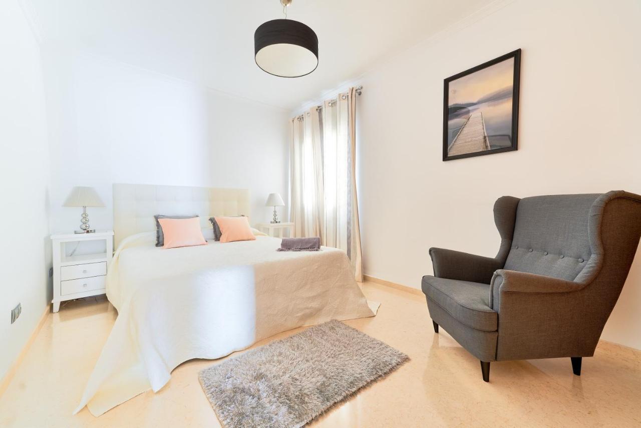 Poseidon Malaga Apartamento De Lujo ภายนอก รูปภาพ