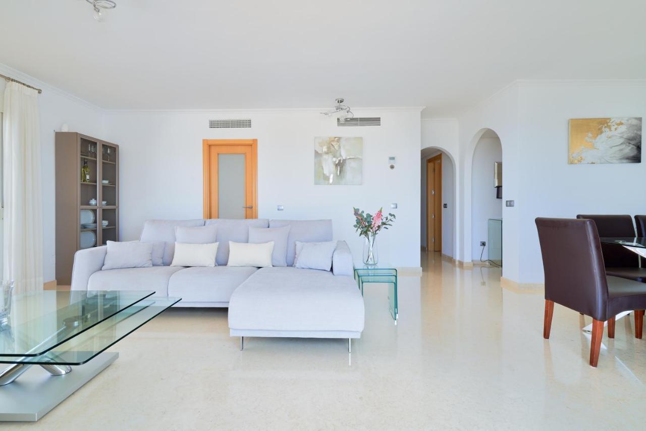 Poseidon Malaga Apartamento De Lujo ภายนอก รูปภาพ