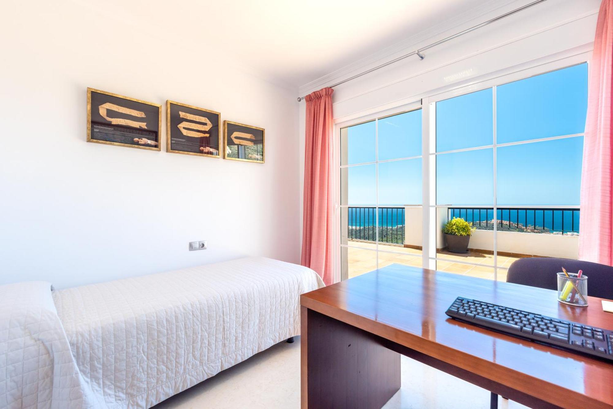 Poseidon Malaga Apartamento De Lujo ภายนอก รูปภาพ
